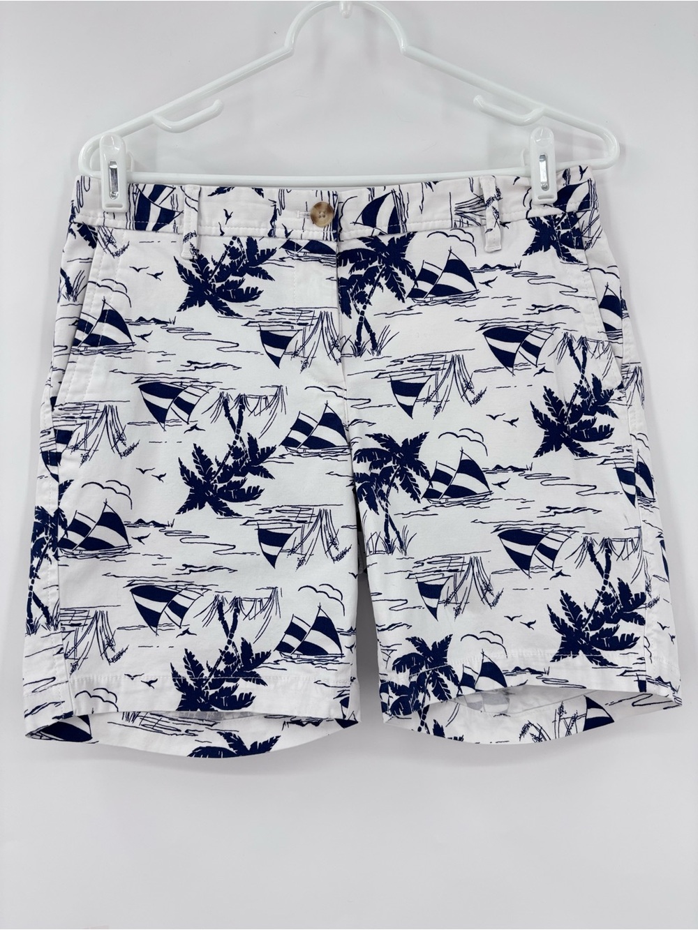 Talbots White & Navy Sailboat Print Bermuda Shorts